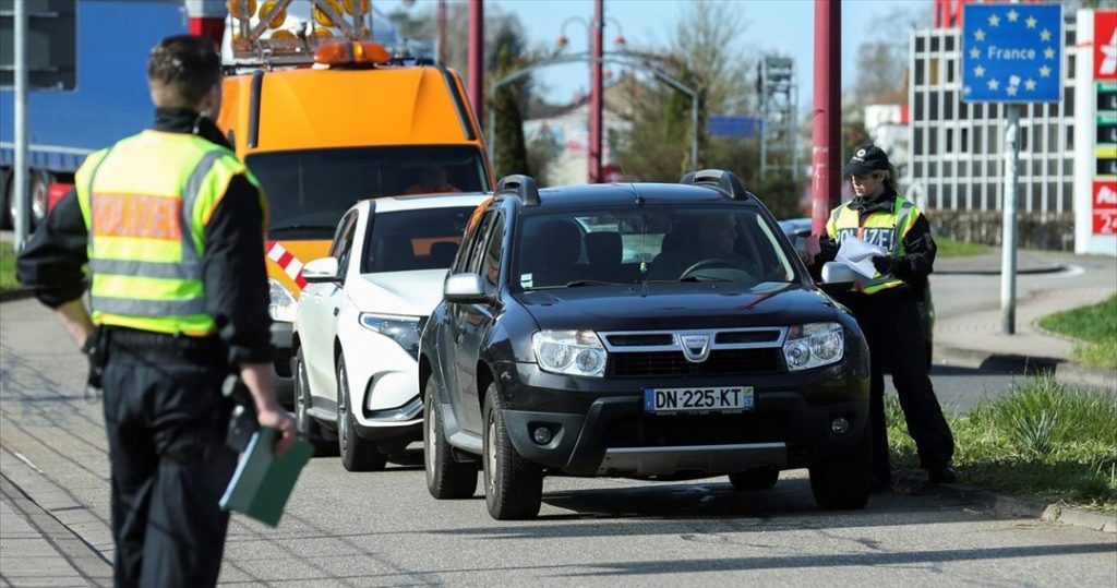 Η Γερμανία χαλαρώνει τους συνοριακούς ελέγχους από το Σάββατο